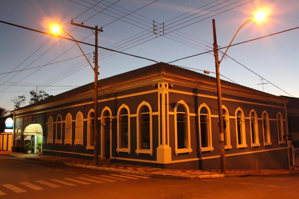 Casarao Hotel Brotas Exterior foto